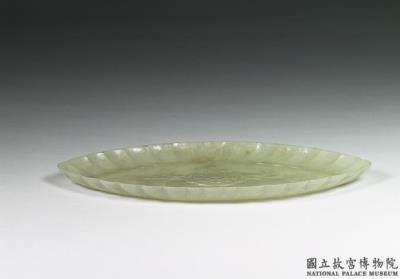 图片[2]-Jade plate with floral rim, India-China Archive